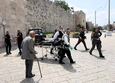 Empleado palestino apuñala a huéspedes en un hotel de Jerusalén, reportan