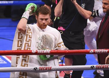 "Canelo" Álvarez acepta que está en riesgo