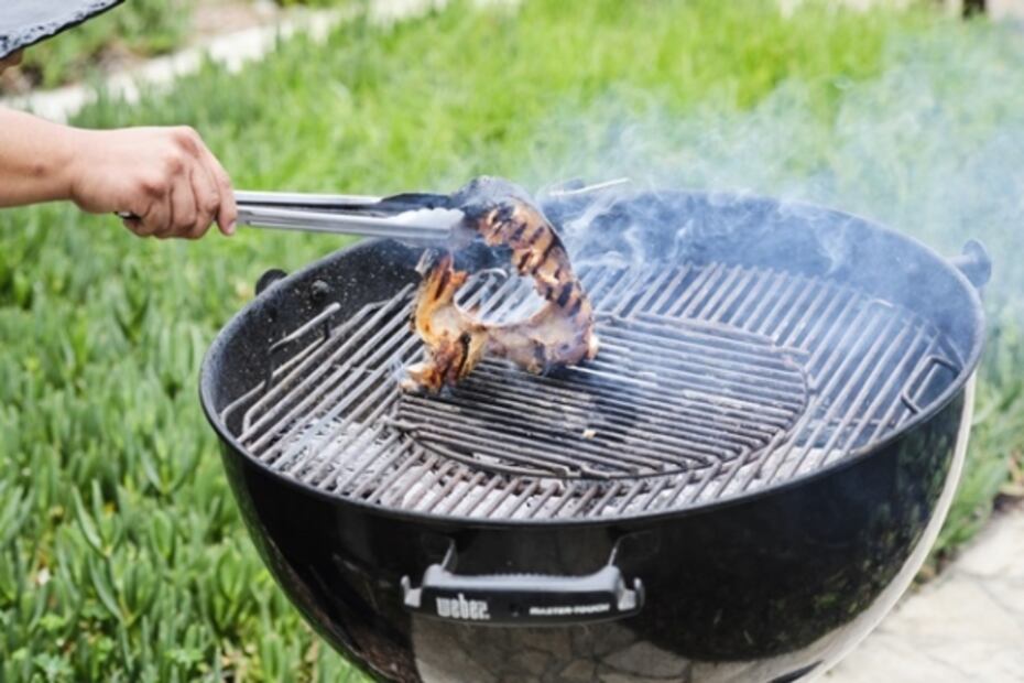 Consiente a papá con una parrillada de mariscos