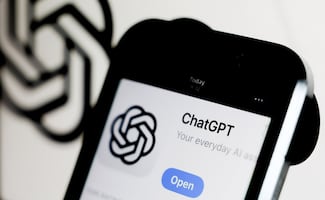OpenAI pausa desarrollo de una IA por ciberseguridad; Astra puede planear y ejecutar ciberataques, señala