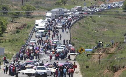 Supplies run out in Southern Mexico amid teachers' protests