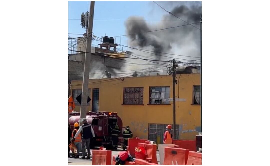 Este 8 de noviembre se registró un incendio en una bodega dentro de una casa en alcaldía Álvaro Obregón. Foto: Especial