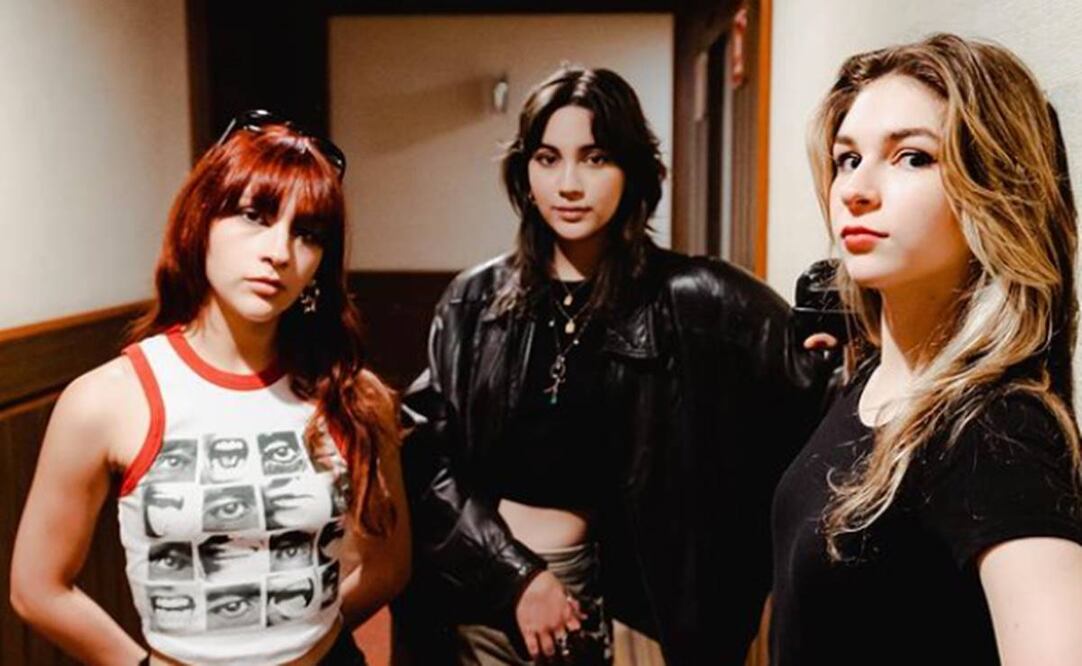 Instagram  The Warning. 