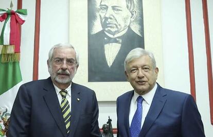 Pide AMLO a rector de la UNAM actuar por la vía legal y mantener autonomía