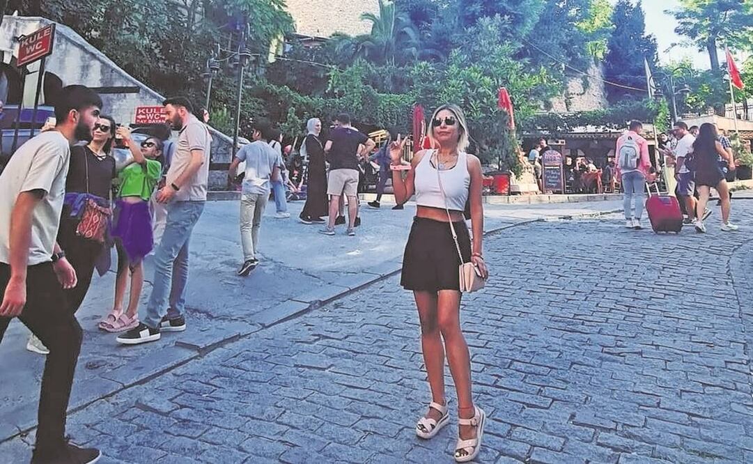 Karen Guevara radica en Estambul y es creadora de contenido en YouTube; no sintió el sismo, pero pronto se dio cuenta del desastre.