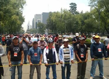 Entérate. Marchas por el Cuarto Informe de Gobierno