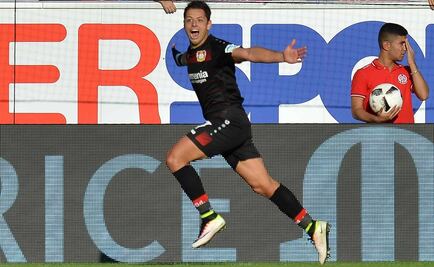 "Chicharito" logra el mejor gol de la semana en Bundesliga