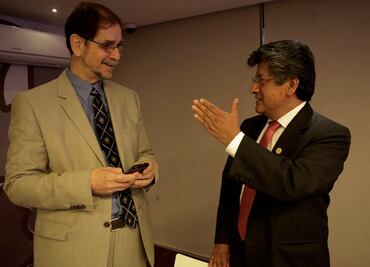 Basave pide debatir con todos, no sólo con Ríos Piter