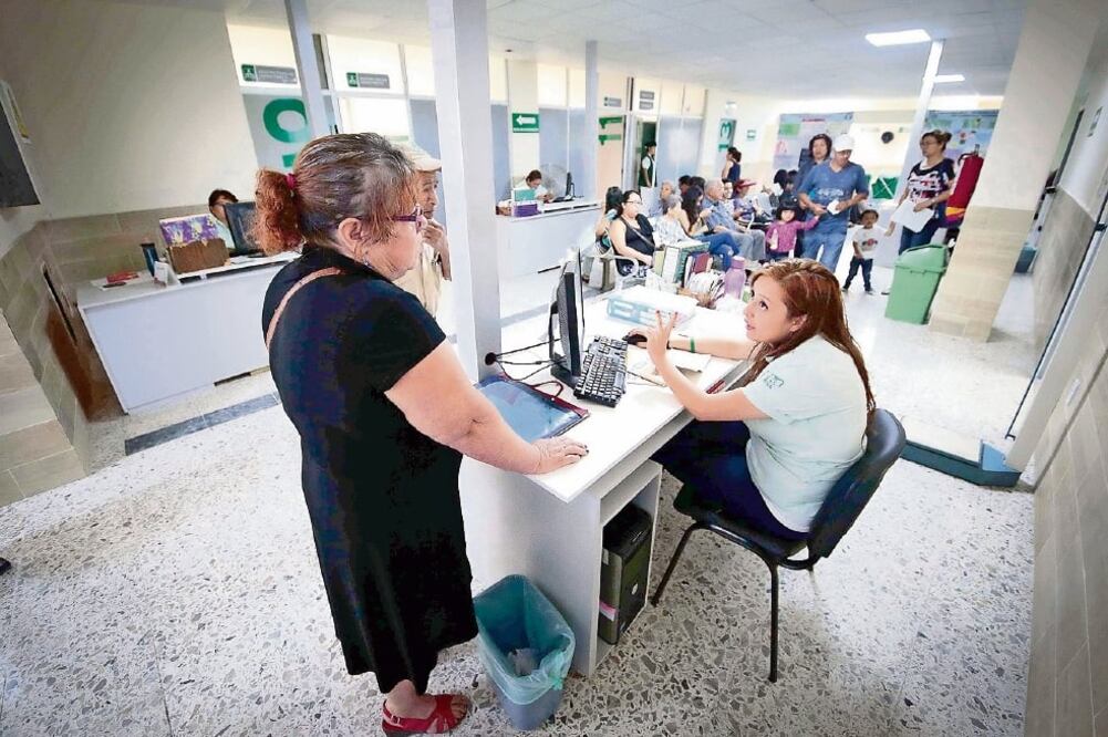 Los beneficios de esta modalidad serán no hacer filas, obtener la cita de manera rápida y eliminar gastos de transportación (ARCHIVO EL UNIVERSAL)