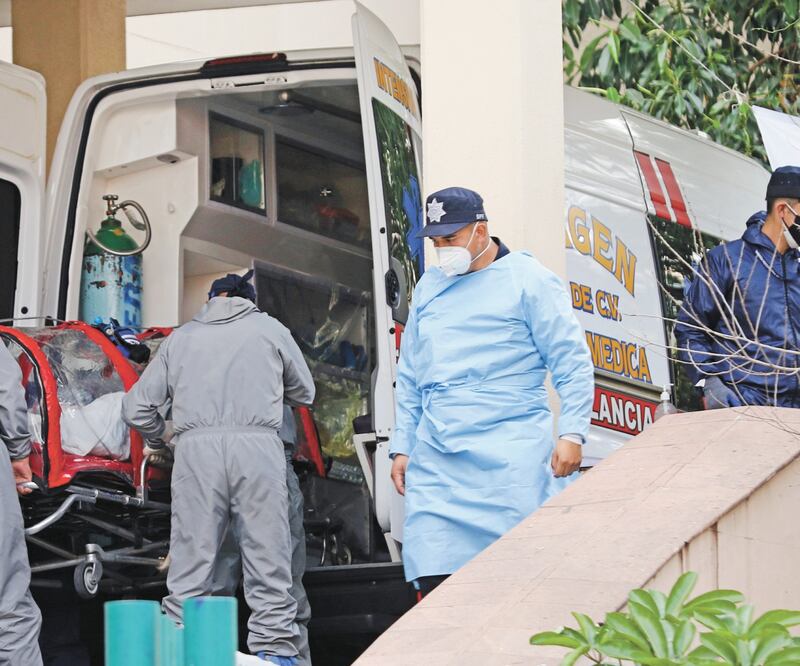 La Ciudad de México está a 85% de su capacidad hospitalaria, por lo que se implementarán medidas de emergencia para ampliar la atención a quien enferme por Covid-19, informaron autoridades sanitarias. CARLOS MEJÍA. EL UNIVERSAL 