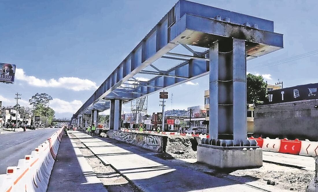 El Trolebús Elevado tiene una longitud de 7.2 km y va de Constitución de 1917 a UACM. Foto: ARCHIVO EL UNIVERSAL