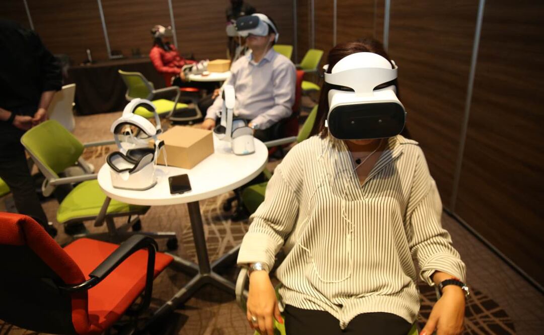 Llevan al aula tecnologías como realidad aumentada y realidad virtual para mejorar aprendizaje