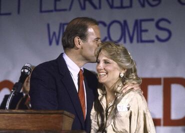 El amor está en el aire: líderes políticos de EU difunden fotos con sus parejas por el 14 de febrero