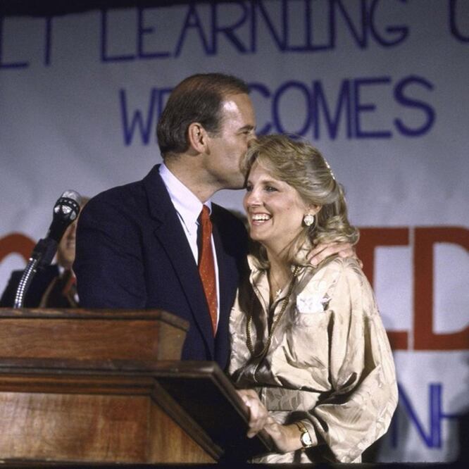 El presidente Joe Biden subió una foto con su esposa, la primera dama Jill, por el Día del Amor y la Amistad. FOTO: @JoeBiden