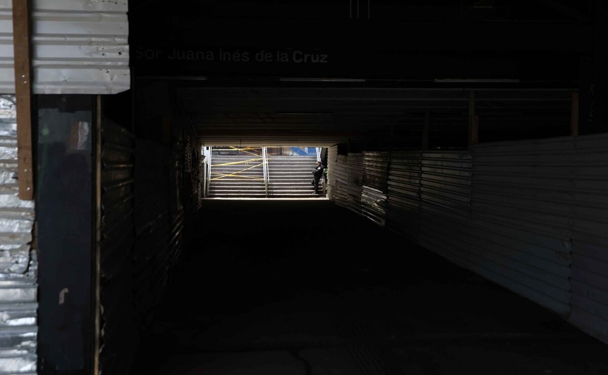 Así luce la Glorieta de Insurgentes tras la intervención del gobierno para recuperar el espacio público. Foto: Diego Simón