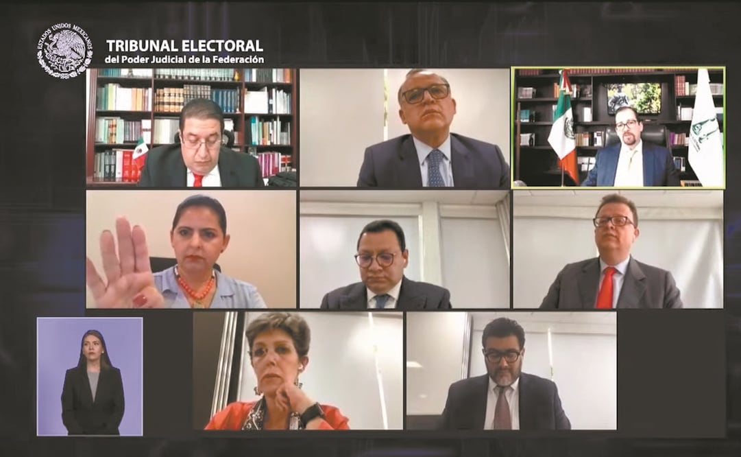 Ayer se llevó a cabo la sesión pública del tribunal, en la que se buscó analizar la gestión del titular. Foto: Especial.