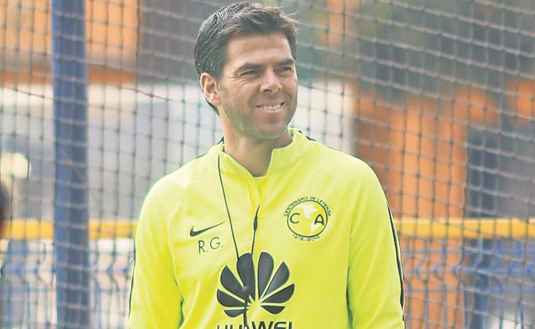 Rafael García, auxiliar de La Volpe, seguro de que estarán en la Fiesta Grande. (MARCOS DOMÍNGUEZ. IMAGO7)