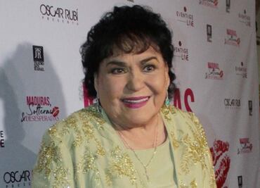 Carmelita Salinas sigue sin evolución; sus movimientos son involuntarios, dice su nieta