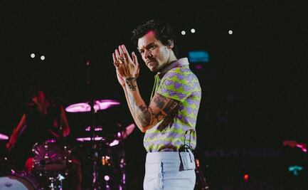 3 veces en las que Harry Styles imitó el estilo de Juan Gabriel