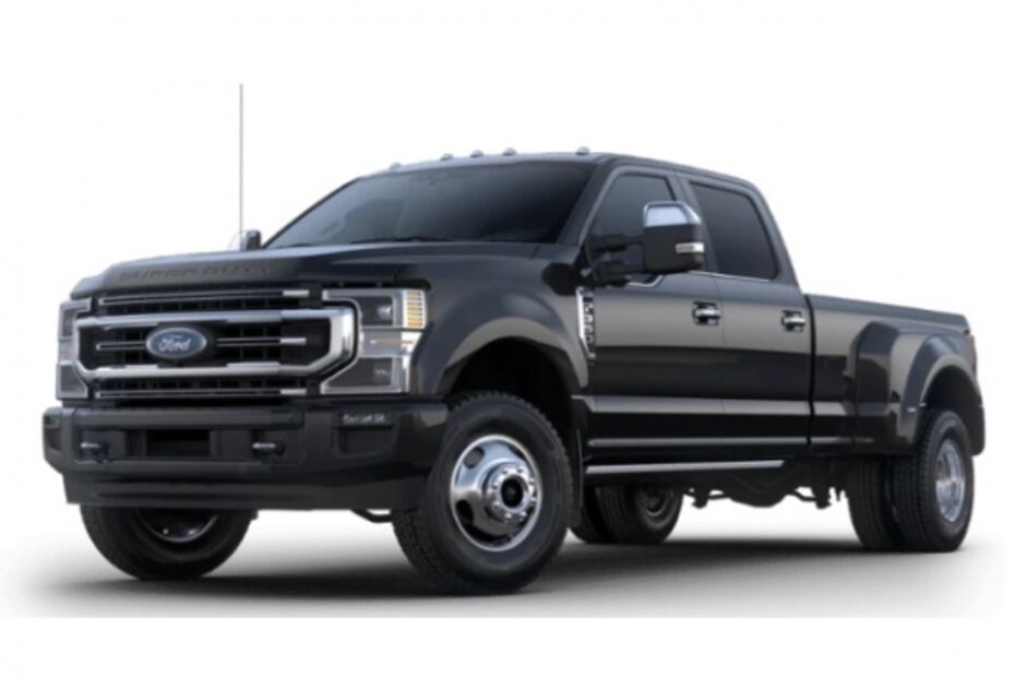 Hombre pide apoyo económico por Covid-19 y gasta el dinero en un Lamborghini