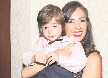 Claudia Cervantes disfruta al ser mamá en pandemia