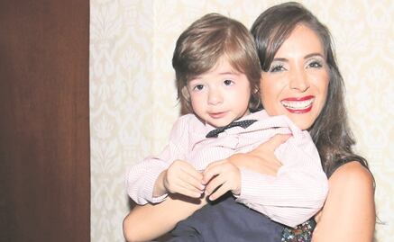 Claudia Cervantes disfruta al ser mamá en pandemia