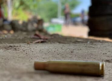 Comando arma balacera en hospital y rescata a secuestrador en Puebla