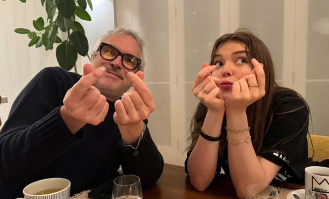 Alfonso Cuarón y su hija Bu; fotos que la joven comparte en redes sociales.
Foto: Instagram