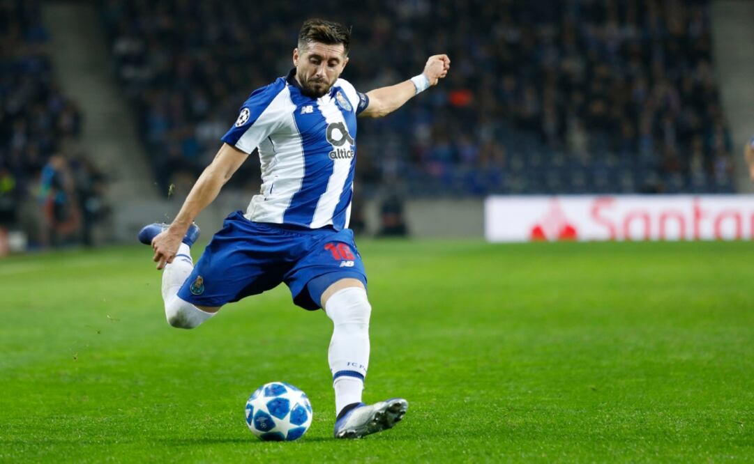 Héctor Herrera, capitán del Porto. Foto: Imago 7