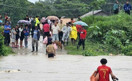 Tormenta tropical Sara toca tierra en Belice; dejó un muerto y 50 mil afectados en Honduras