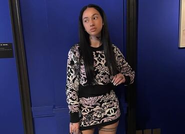 Influencer se hace millonaria en OnlyFans y crea beca estudiantil