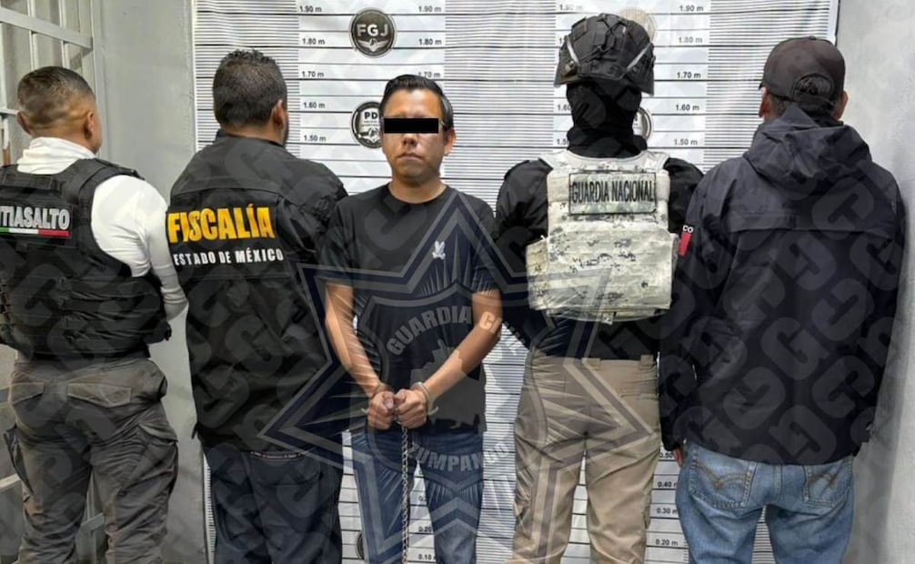 Detienen a presunto defraudador en Zumpango; habría cobrado 450 mil pesos por un palco.
Foto: Especial.