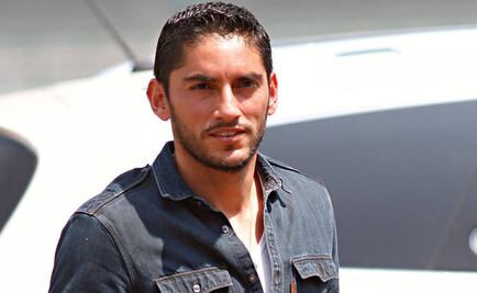 'Chuy' Corona desmiente salida de Cruz Azul