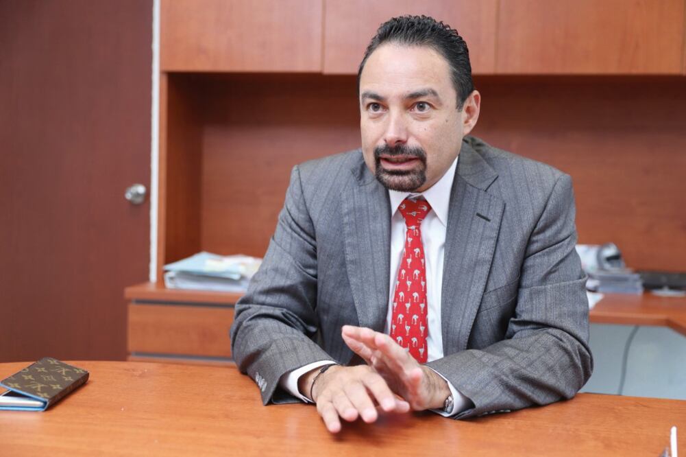 Julio Antonio Hernández Barros, comisionado presidente de la Comisión Ejecutiva de Atención a Víctimas, reitera el apoyo de la CEAV en el caso (GERMÁN ESPINOSA. EL UNIVERSAL)