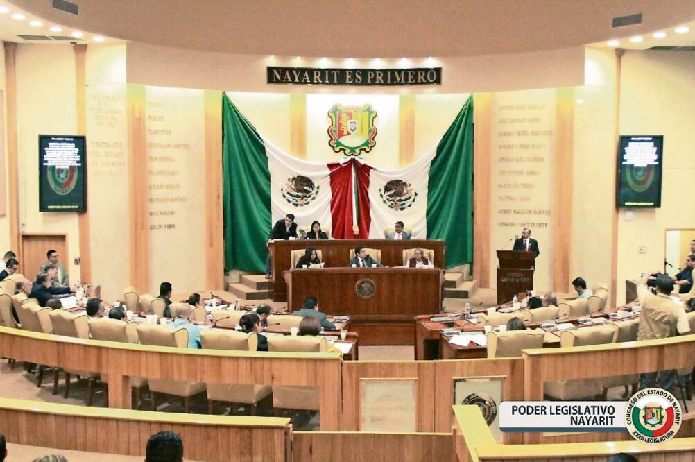 Anomalía. El Congreso consideró que Roy Rubio incurrió en falta grave al aceptar el cargo de Notario Público (TOMADA DE FACEBOOK)