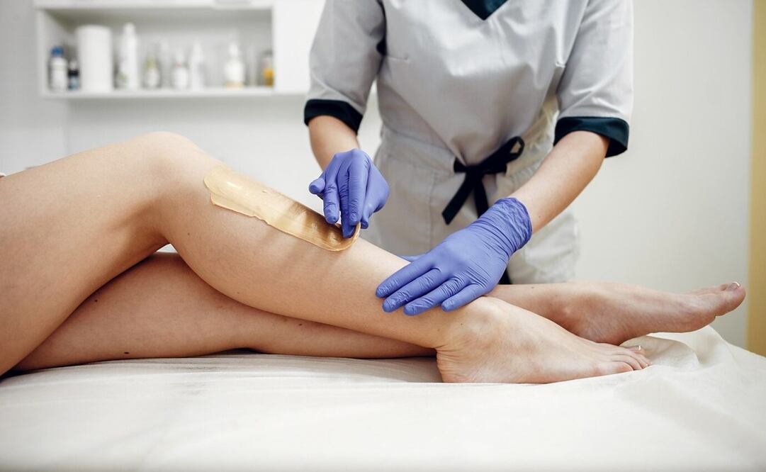 La depilación necesita cuidados para retrasar el crecimiento del vello. Foto: Freepik