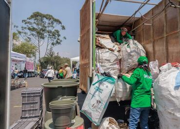 Día Mundial del Reciclaje: Mercado del Trueque ya recibe ropa; acopian más de 3 mil kilos de residuos reciclables y 4 toneladas de textiles