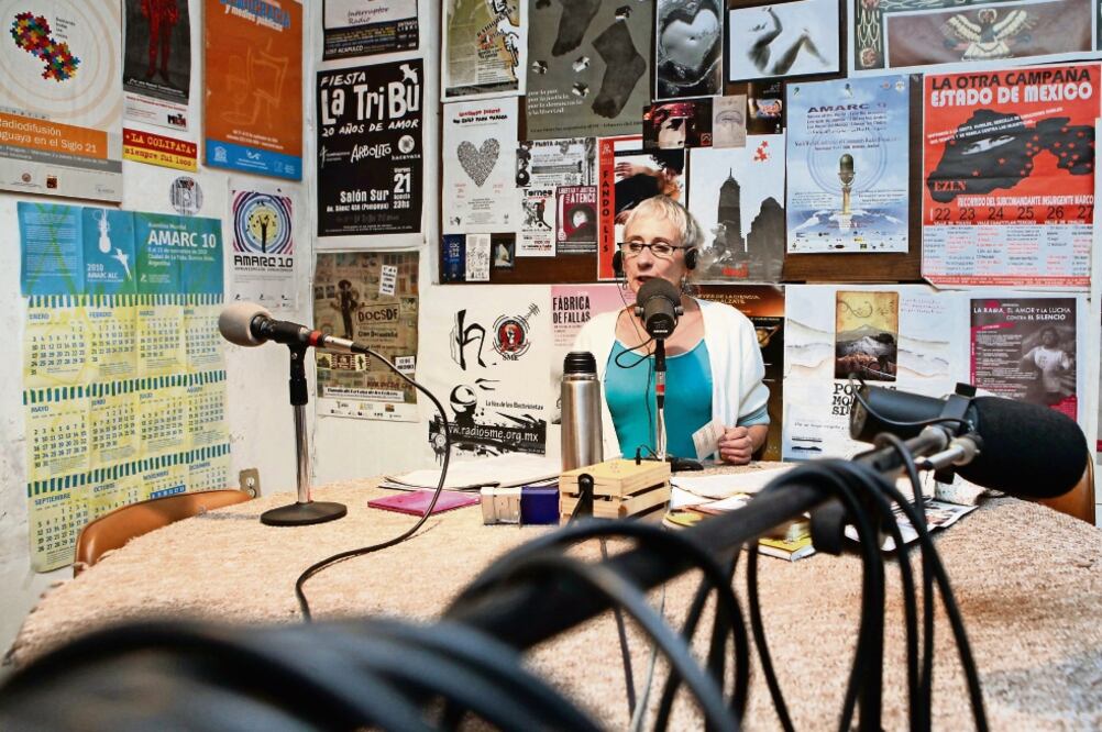 En enero, el Instituto Federal de Telecomunicaciones lanzó una plataforma anónima para que se denuncie la operación de estaciones sin concesión (ARCHIVO EL UNIVERSAL)