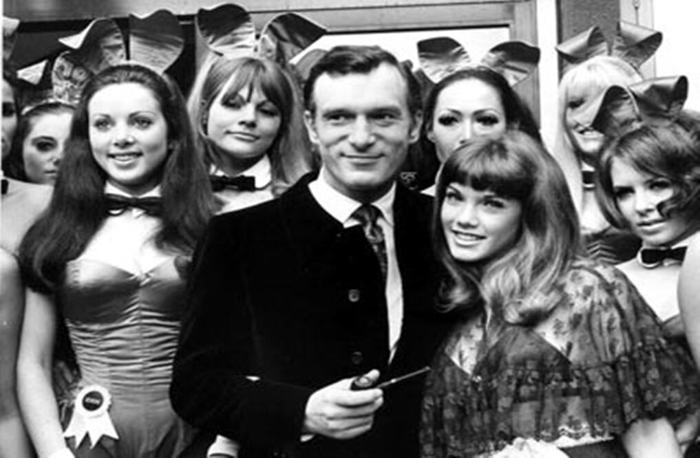 Hugh Hefner falleció a los 91 años de edad y con su muerte finaliza una página en la historia de la sensualidad y del erotismo. La información fue difundida por la cuenta en Twitter de Playboy. 