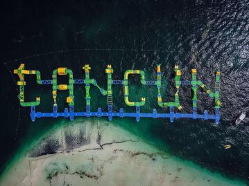 Así es el nuevo parque acuático de Cancún, hecho con inflables