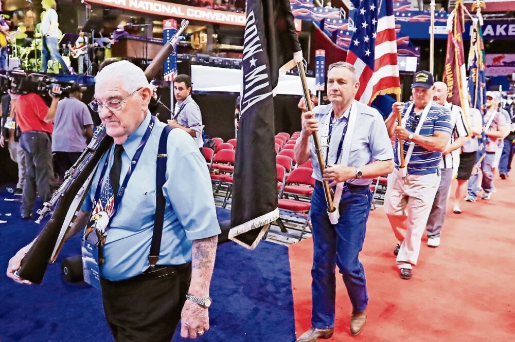 “[Los gobiernos estatales] no tienen el poder de suspender los derechos federales” EMMALEE KALMBACH Vocera de John Kasich, gobernador de Ohio (TANNEN MAURY. EFE)