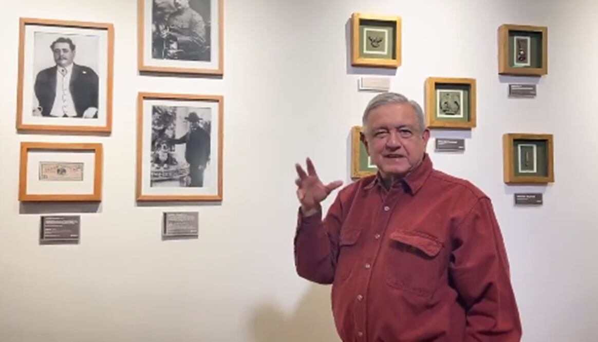 AMLO muestra sala de Palacio Nacional dedicada a luchadores sociales