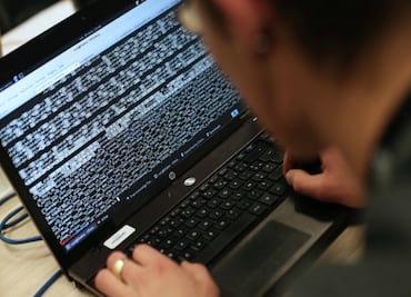 EU y Microsoft desarticulan grupo de hackers rusos; buscaban robar información mediante correos electrónicos