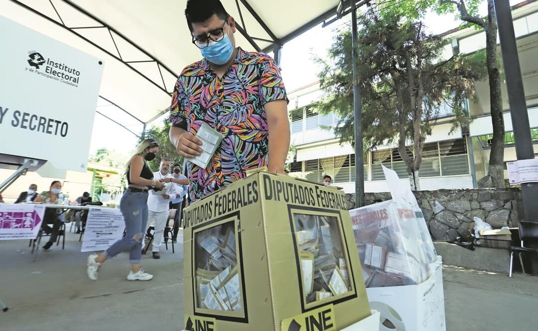 Los estados por los que va Morena son gobernados por el PAN y el PRI, y solamente en un caso por la alianza PRD-PAN. Foto: ARCHIVO EL UNIVERSAL