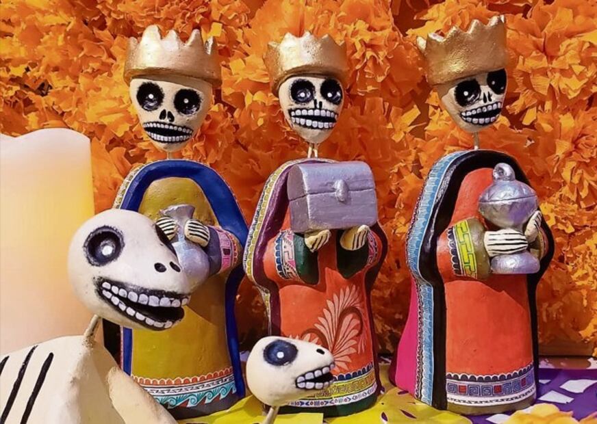 Calacas personificadas como Reyes Magos que se venden en San Ángel. Crédito: Especial