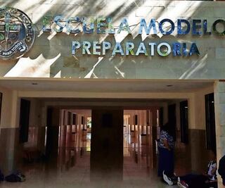 Educación, poco atractiva para el capital foráneo