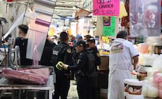 Muere trabajador tras quedar atrapado en coladera del mercado de La Merced; ingresó al drenaje para hacer limpieza y ya no logró salir
