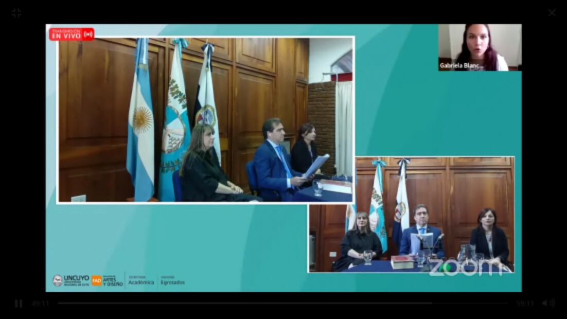 Alumna cambia la palabra "Patria" por "Matria" en su juramento en Argentina