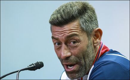 Caixinha se hace responsable de los errores de Allison