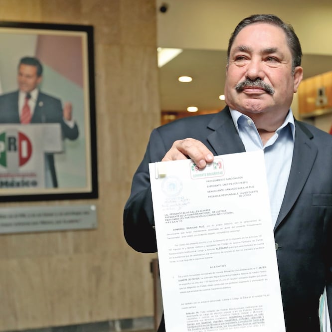 En 2016, el consejero político Armando Barajas presentó ante la comisión del PRI una solicitud de suspensión de derechos político-partidarios y consecuente expulsión de César Duarte Jáquez. Foto: ARCHIVO EL UNIVERSAL